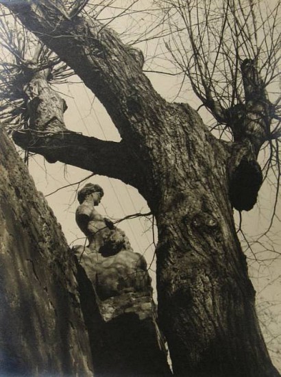 Josef Ehm
Opustenost (Solitude), 1938
Gelatin silver print (black & white)
3 1/2 x 3 1/2 in. (9 x 9 cm)
From a portfolio of 10 prints titled " Moderni Ceska Fotografie" (Modern Czech Photography)