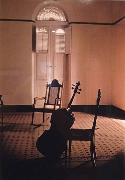 Elliott Erwitt -&nbsp;Pablo Casal's Cello