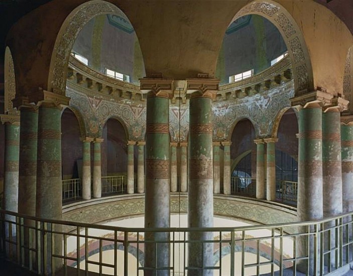 Andrew Moore
Rotunda, University of Hanoi, 2006
Chromogenic print (color)
40 x 50 in. (101.6 x 127 cm)
Edition 1 of 5