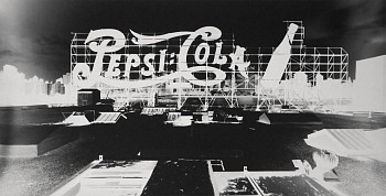 Vera Lutter - Pepsi Cola, Long Island City, August 2000