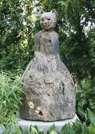 Nicola Hicks
Snigger, 1998; Cast in 2004
Bronze
44 1/4 x 25 3/4 x 27 3/4 in. (112.4 x 65.4 x 70.5 cm)
Edition 2/6