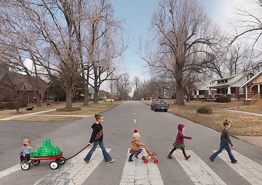 Julie Blackmon
Thin Mints, 2014
Archival Pigment Print
59 x 81 3/16 in. (149.9 x 206.2 cm)
Edition 5/5