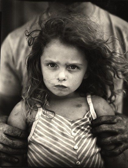 Sally Mann
Holding Virginia, 1989
Gelatin silver enlargement print (black & white)
24 x 20 in. (61 x 50.8 cm)
Edition 11/25Printed by the photographer from the original negative