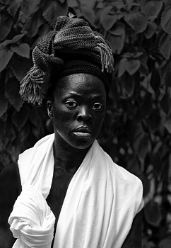 Zanele Muholi -&nbsp;Fezekile III, Cincinnati